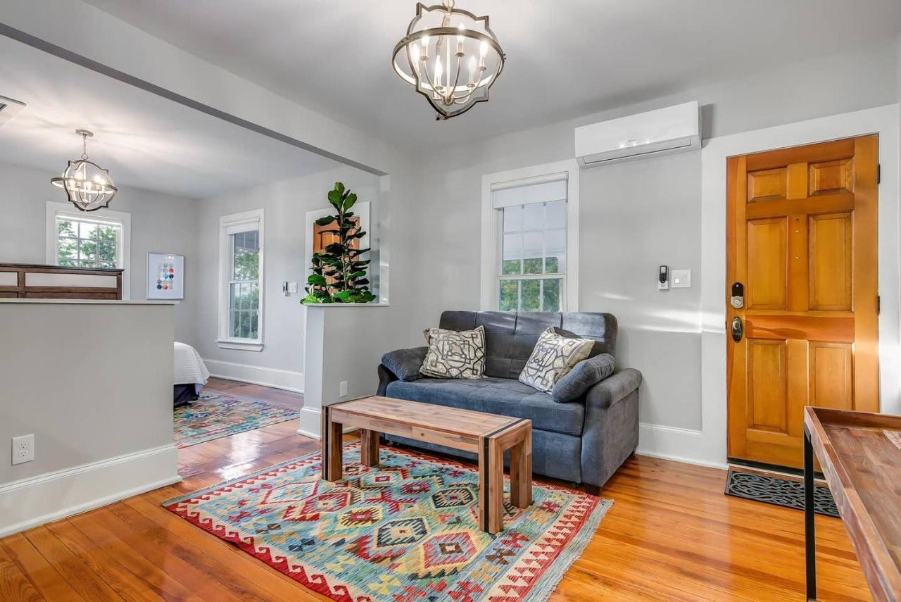 Mckenize Guest House: Marble Falls Suite 1 Bd, 1Ba Buitenkant foto